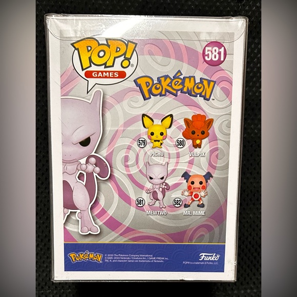 Funko POP! Pokemon Mewtwo - Picture 3 of 3